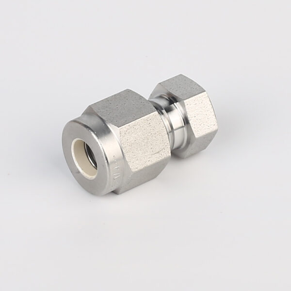 7108L UHP Cylinder Cap Connector product view 7108L UHP Cylinder Cap Connector product view