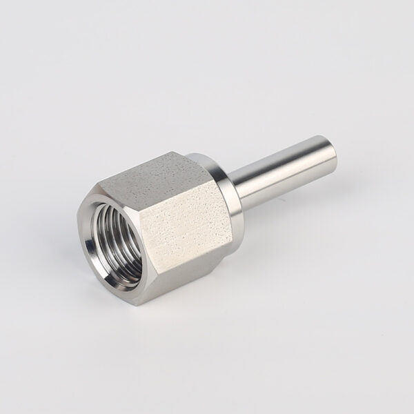 739LF Female Tube-to-Pipe Adapter product view 739LF Female Tube-to-Pipe Adapter product view