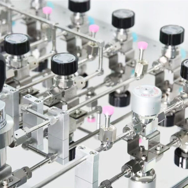 JW-300 Semi-Automatic Specialty Gas Changeover Panel additional view 1 High-purity gas changeover manifold product view