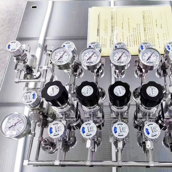 JW-200 UHP Stainless Steel Gas Changeover Manifold additional view 1 High-purity gas changeover manifold product view