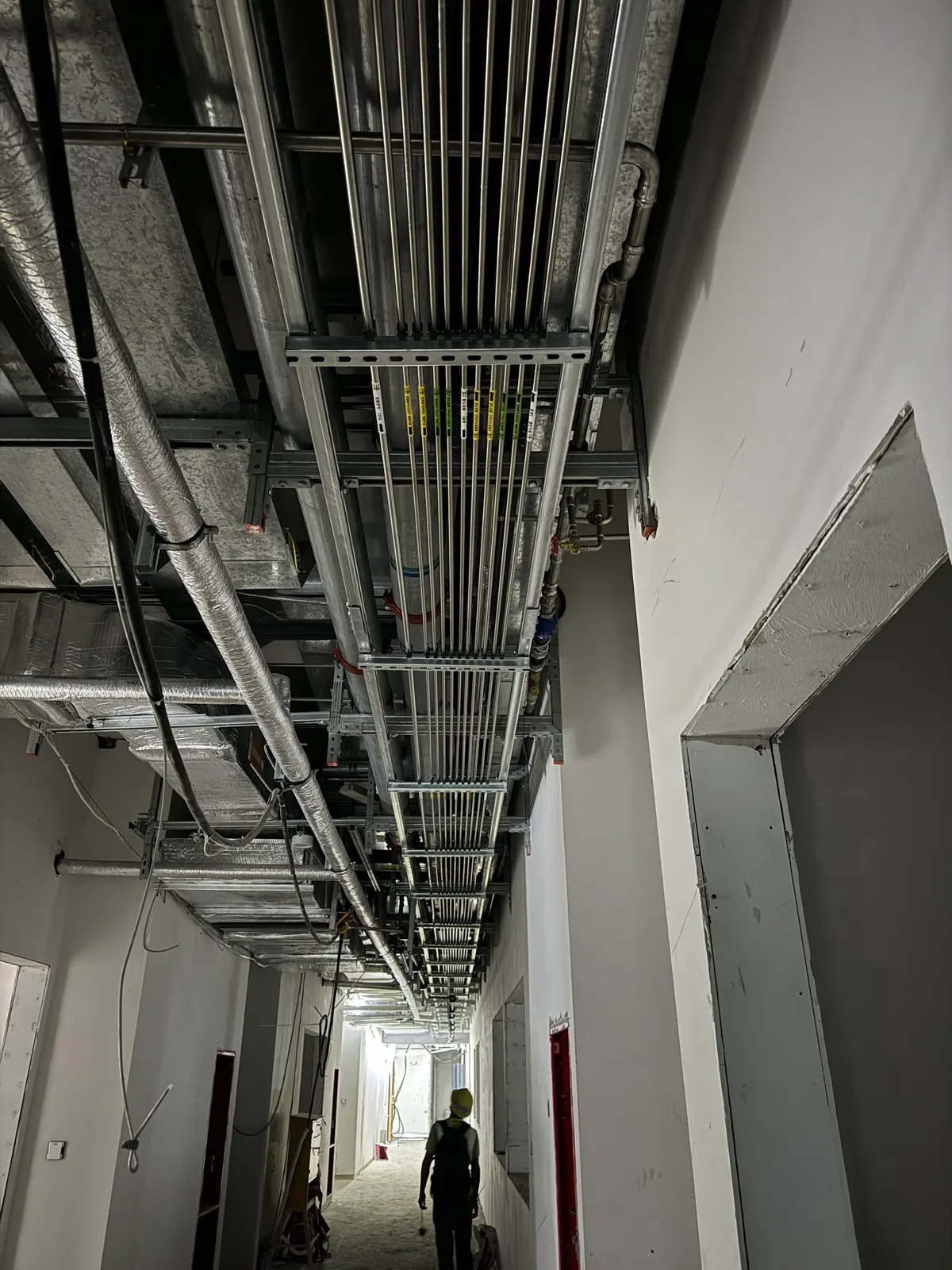 Laboratory gas distribution detail