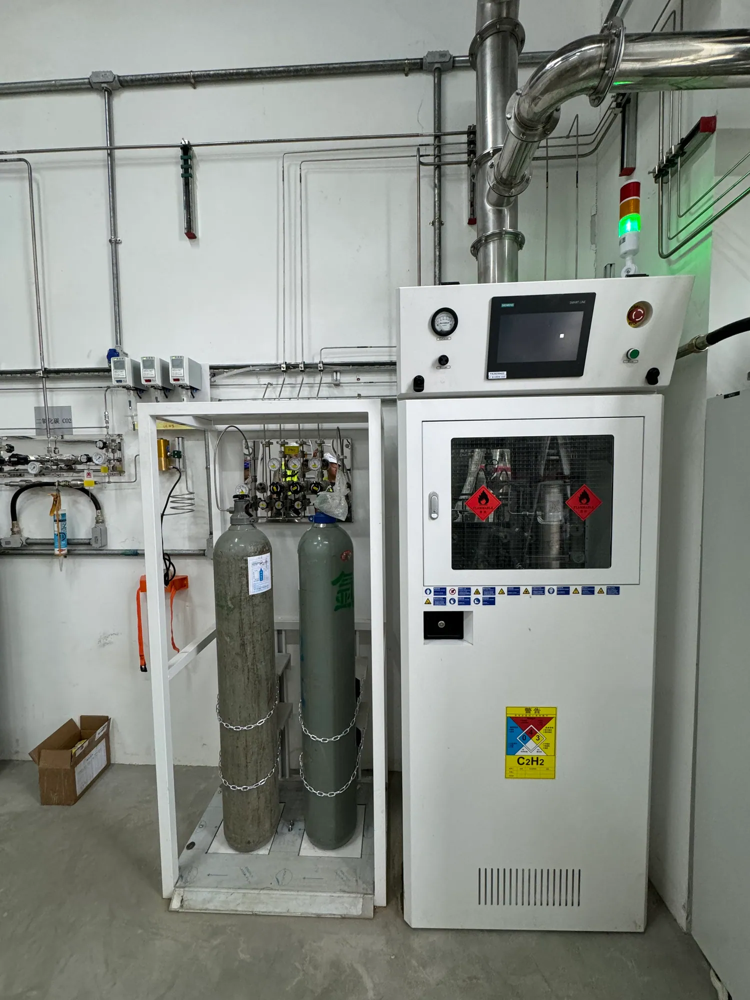 Specialty-gas cabinets and connected building services